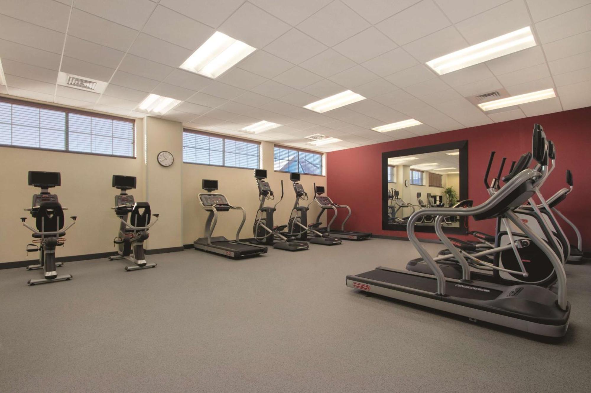 Hilton Garden Inn Oklahoma City/Bricktown Esterno foto